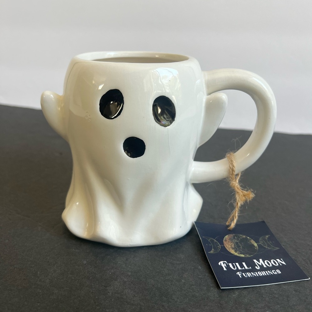 NWT Full Moon Furnishings Handpainted Ghost Mug